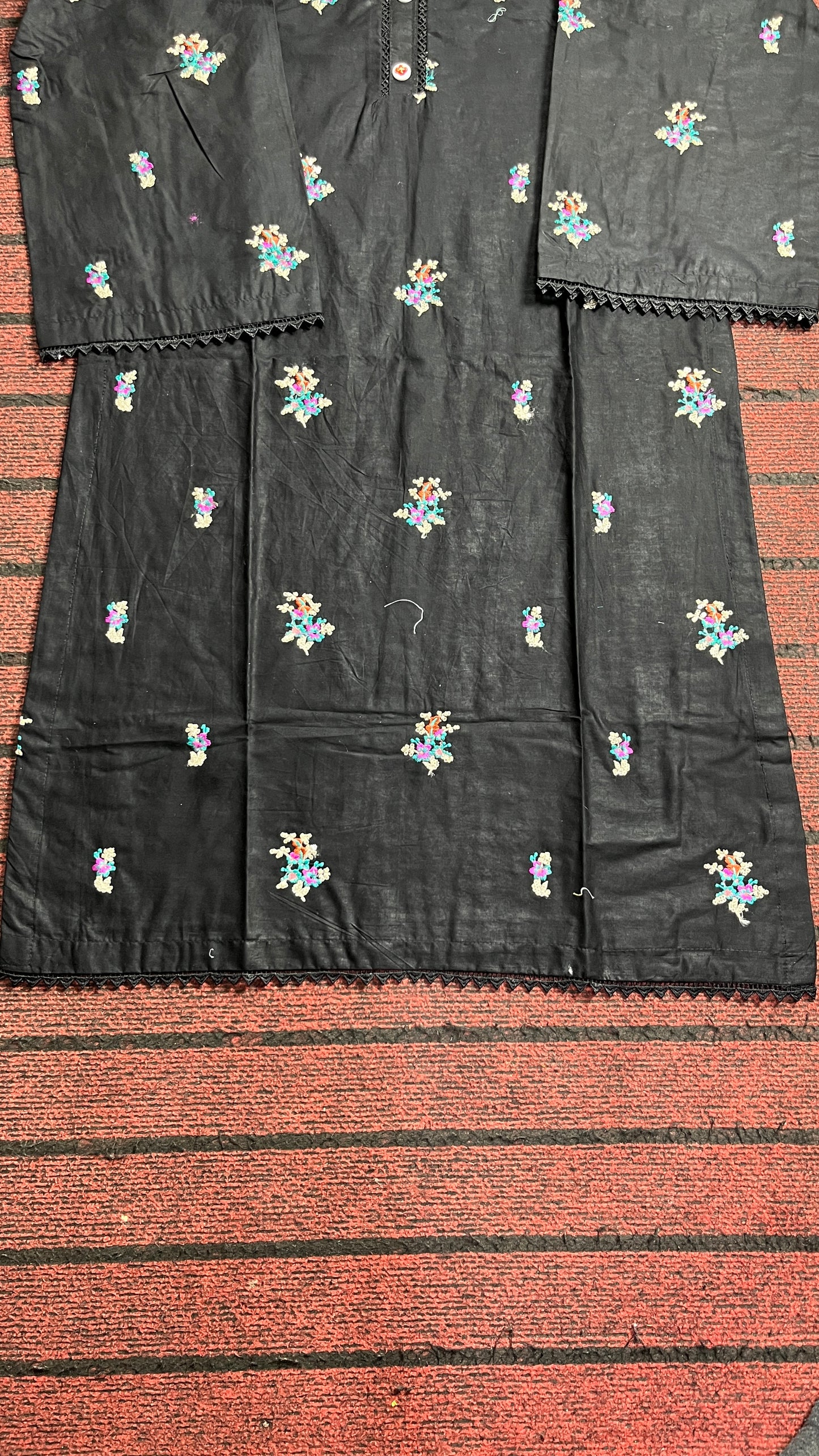 NARGIS 2PC READY TO WEAR