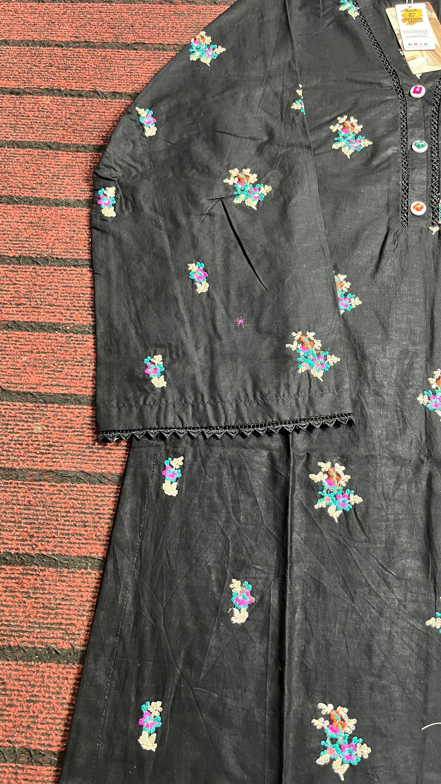 NARGIS 2PC READY TO WEAR