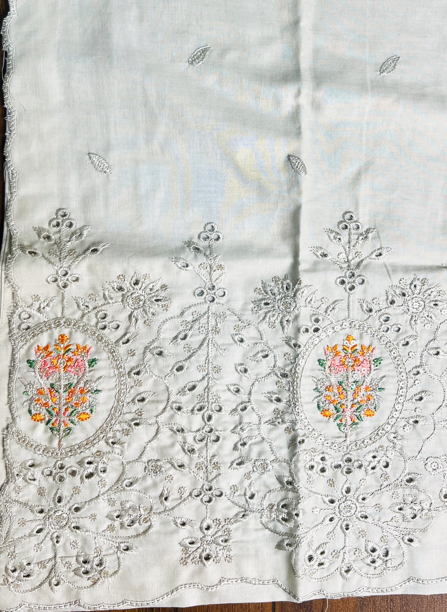 SAFA – 3 PIECE CHIKAN KARI CAMBRIC LAWN SUIT 2026