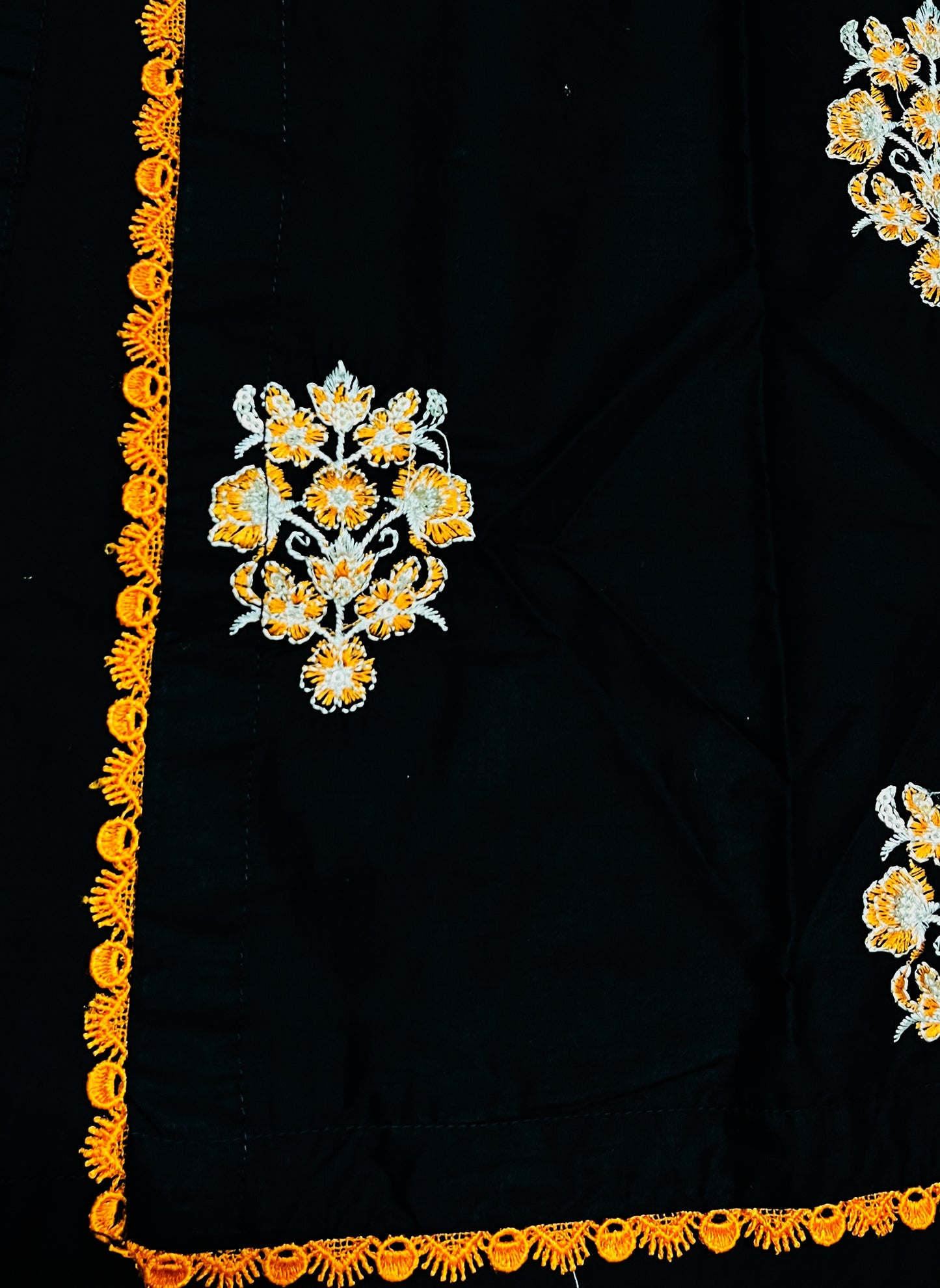 NOORE BLACK – 3 PIECE CHIKAN KARI CAMBRIC LAWN SUIT 2026